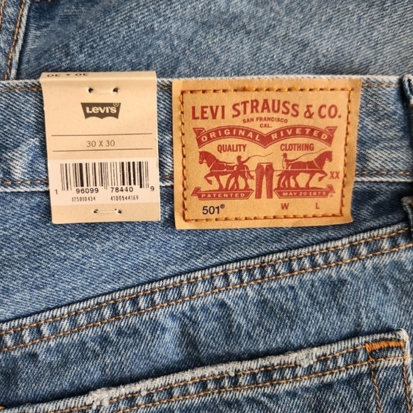 Levi's 501 Original High Rise Straight Leg Medium Wash Distress Jeans Size 30x30 - Picture 6 of 15